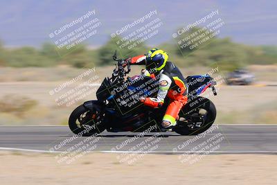 media/Oct-01-2023-SoCal Trackdays (Sun) [[4c570cc352]]/Turn 15 Inside (140pm)/